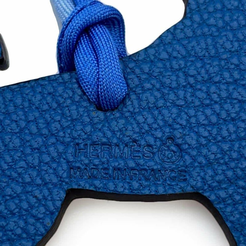 エルメス チャーム プティアッシュ ドッグ ローズキャンディ/ブルー トゴ/シェブルミゾル シェーブル