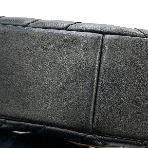 シャネル チェーンショルダーバッグ ココマーク シェブロン ラムスキン CHANEL 黒