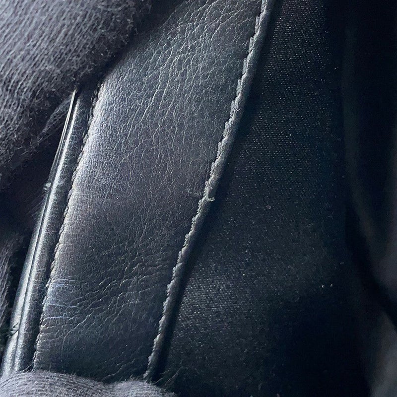 シャネル チェーンショルダーバッグ ココマーク シェブロン ラムスキン CHANEL 黒