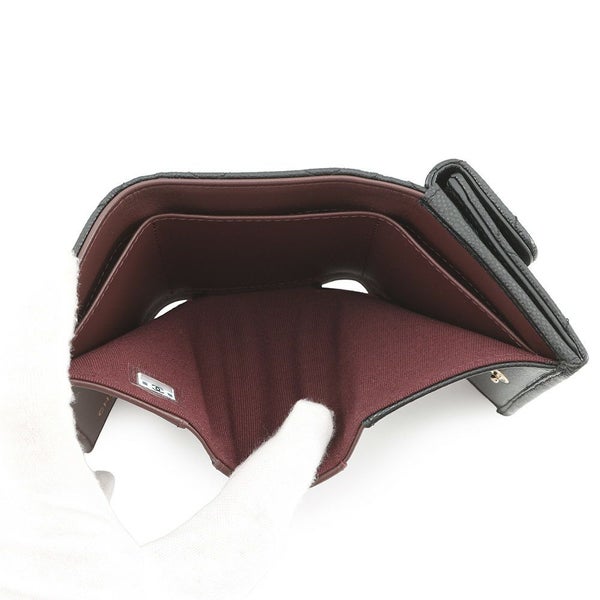 シャネル 三つ折り財布 マトラッセ ココマーク クラシック スモール フラップ ウォレット キャビアスキン AP0230 CHANEL 財布 黒