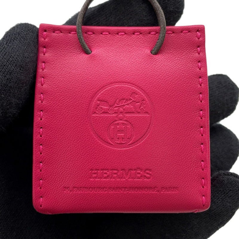 エルメス バッグチャーム ショッパー サックオランジュ ローズメキシコ ラムスキン Y刻印 HERMES 2020年秋冬限定