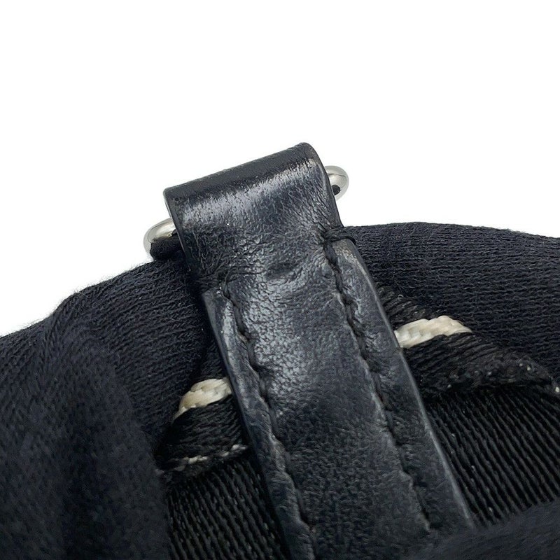 ミュウミュウ ショルダーバッグ マテラッセ ラウンドポーチ ナッパレザー 5BH191 Miu Miu 黒