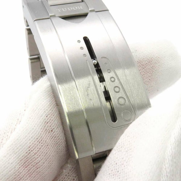 チュードル ぺラゴス LHD チタン M25610TNL-0001 TUDOR チューダー 腕時計 黒文字盤