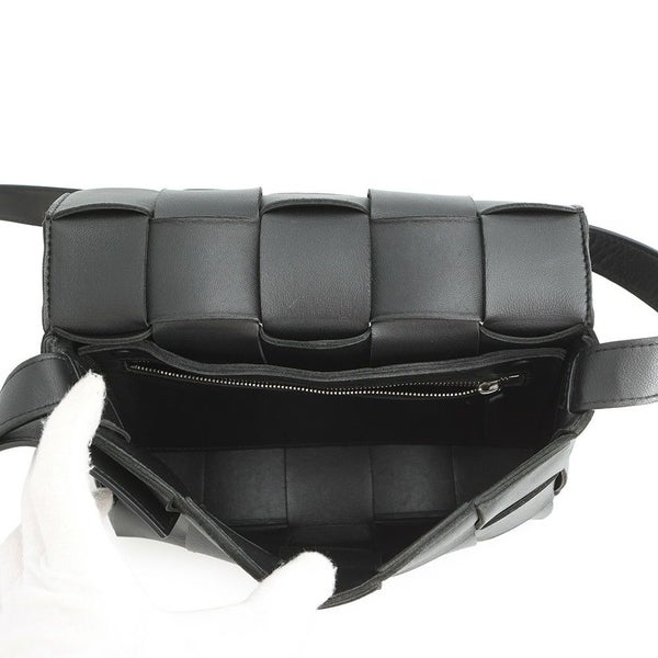 ボッテガヴェネタ ショルダーバッグ マキシイントレチャート カセット ラムスキン 578004 BOTTEGA VENETA 黒