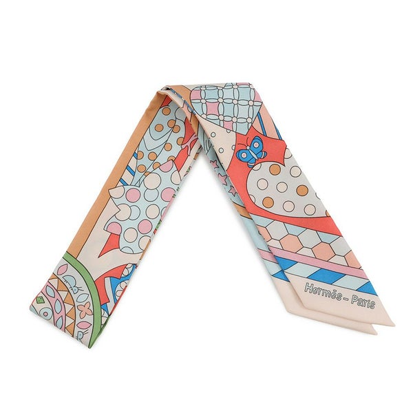 エルメス スカーフ ツイリー 森のささやき Les Murmures de la Foret HERMES シルクツイル 2023春夏