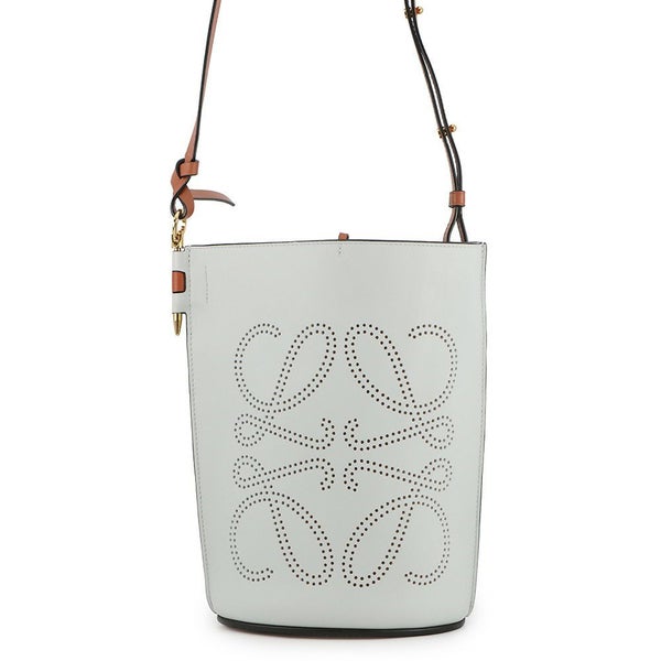 ロエベ ショルダーバッグ アナグラム ゲート バケット レザー 309.22BZ57 LOEWE