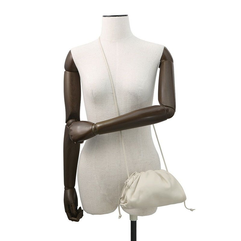 ボッテガヴェネタ ショルダーバッグ ミニ ザ・ポーチ 585852 BOTTEGA VENETA