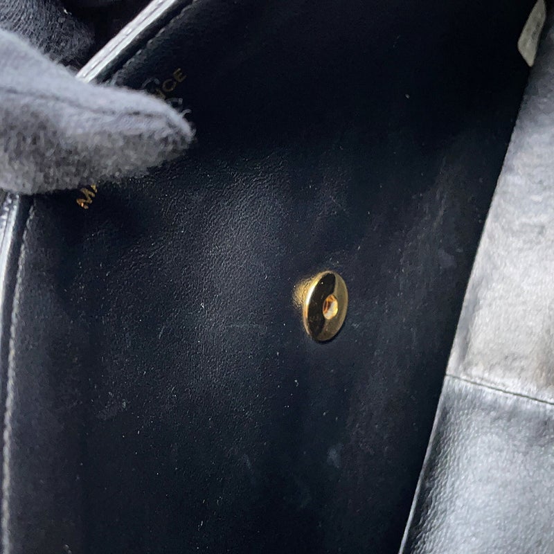 シャネル チェーンショルダーバッグ マドモアゼル ココマーク キャビアスキン CHANEL 黒