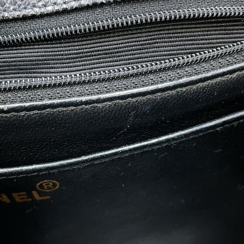 シャネル チェーンショルダーバッグ マドモアゼル ココマーク キャビアスキン CHANEL 黒