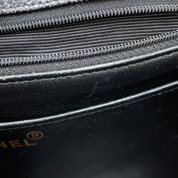 シャネル チェーンショルダーバッグ マドモアゼル ココマーク キャビアスキン CHANEL 黒