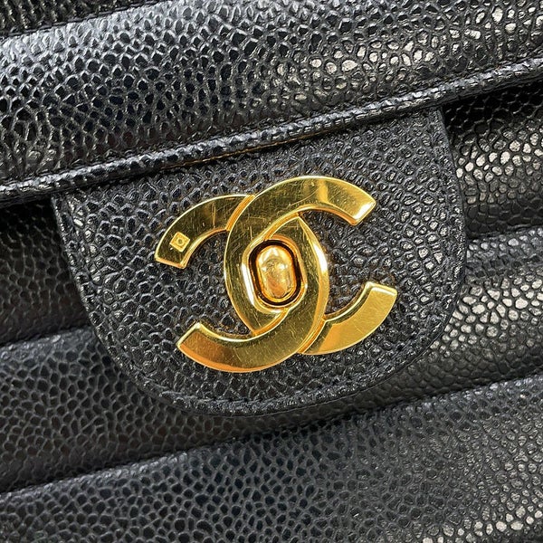 シャネル チェーンショルダーバッグ マドモアゼル ココマーク キャビアスキン CHANEL 黒