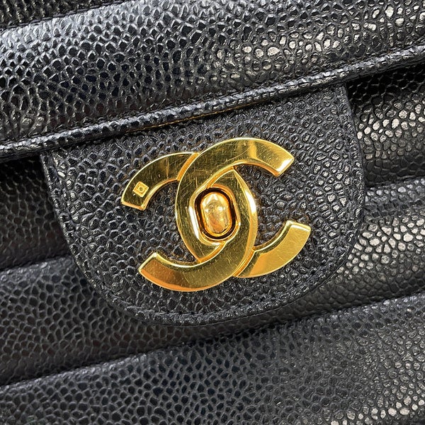 シャネル チェーンショルダーバッグ マドモアゼル ココマーク キャビアスキン CHANEL 黒