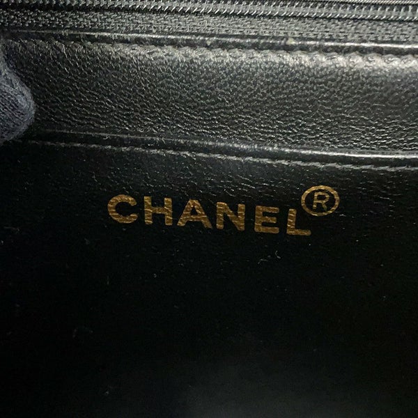 シャネル チェーンショルダーバッグ マドモアゼル ココマーク キャビアスキン CHANEL 黒