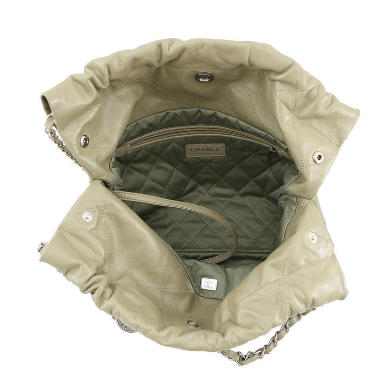 シャネル ハンドバッグ CHANEL 22 マトラッセ スモール シャイニーカーフレザー AS3260 CHANEL ポーチ付き