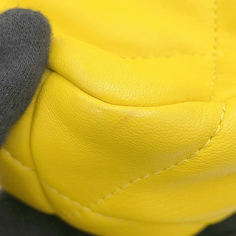 シャネル チェーンショルダーバッグ CHANEL19 マトラッセ ココマーク フラップ ラムスキン AS1160 CHANEL