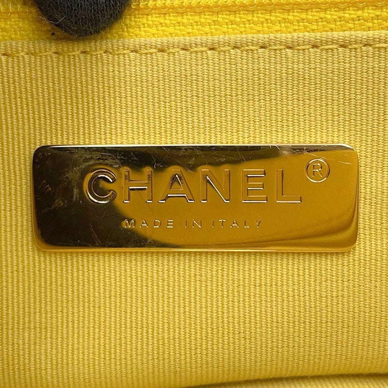 シャネル チェーンショルダーバッグ CHANEL19 マトラッセ ココマーク フラップ ラムスキン AS1160 CHANEL