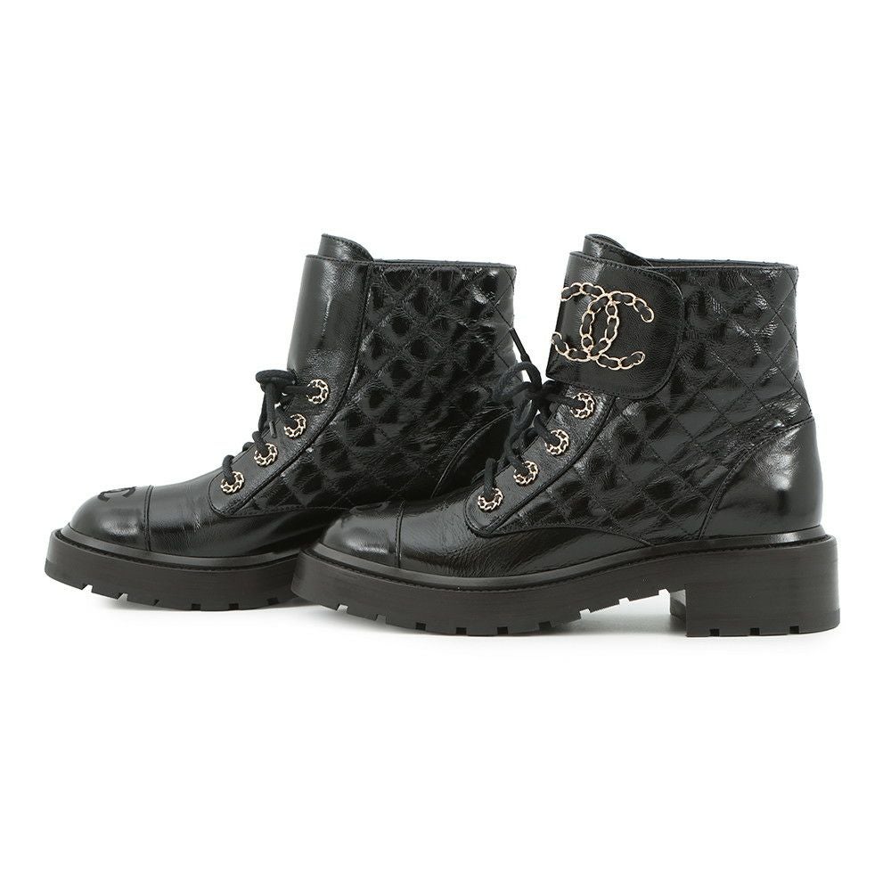 シャネル ショートブーツ マトラッセ ココマーク CHANEL19 レザー