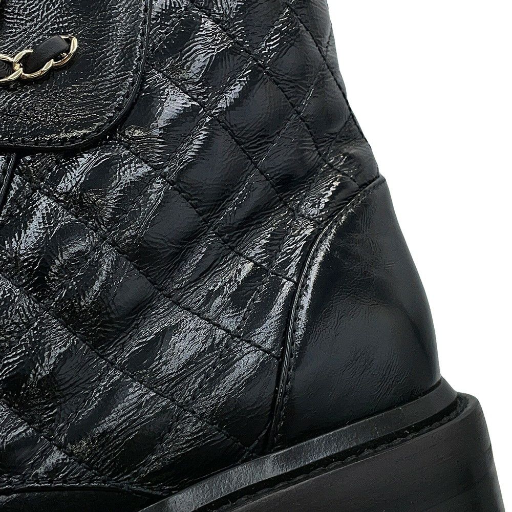 シャネル ショートブーツ マトラッセ ココマーク CHANEL19 レザー