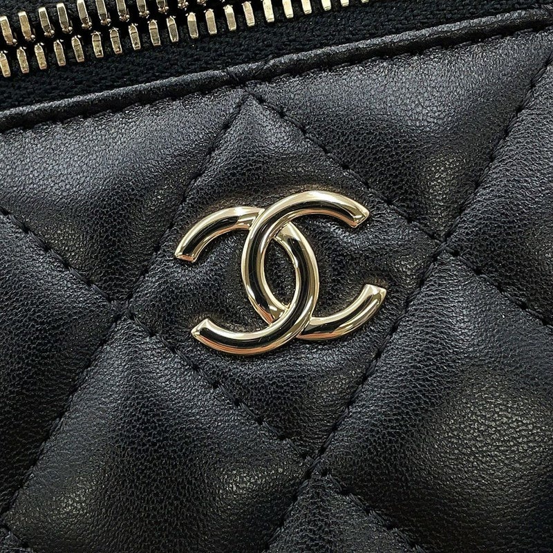 シャネル チェーンショルダーバッグ マトラッセ ココマーク ヴァニティバッグ ラムスキン AP2199 CHANEL 黒 バニティ