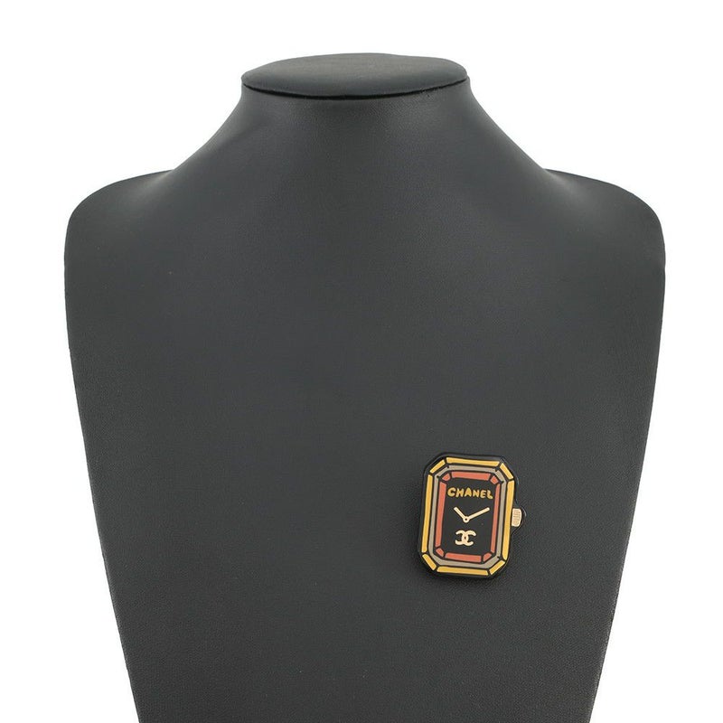 シャネル ピンブローチ ココマーク プルミエール 時計モチーフ レジン D23A ABB395 CHANEL アクセサリー 黒