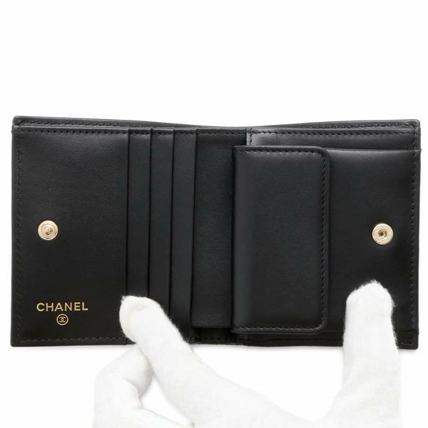 シャネル 二つ折り財布 ココマーク マトラッセ キャビアスキン AP4085 CHANEL 財布 黒