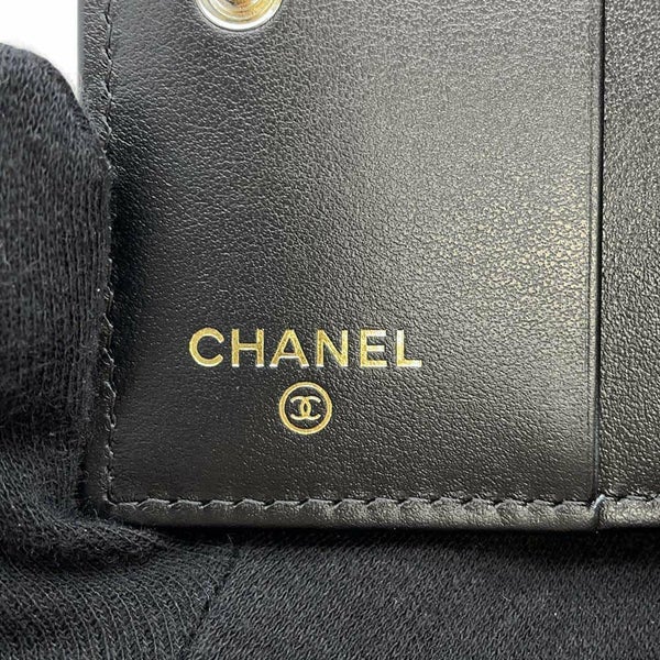 シャネル 二つ折り財布 ココマーク マトラッセ キャビアスキン AP4085 CHANEL 財布 黒