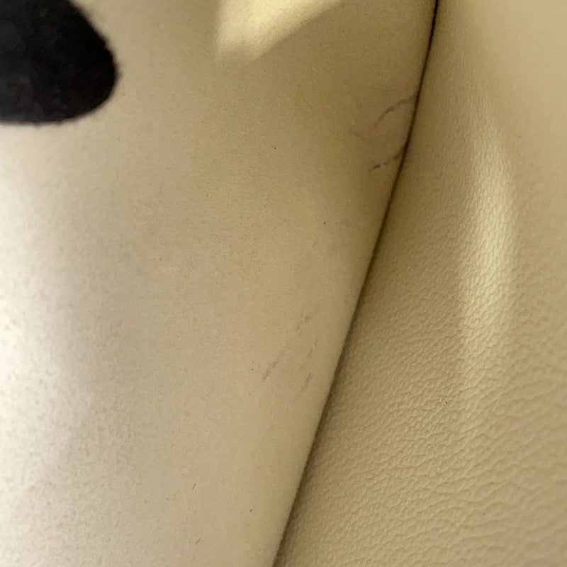 セリーヌ トートバッグ カバ アナイス ミディアム レザー 116853 CELINE バッグ 黒