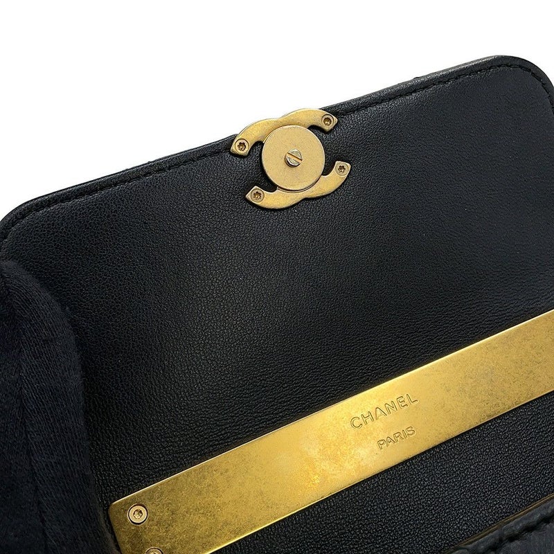 シャネル チェーンショルダーバッグ マトラッセ ココマーク ラムスキン AP2945 2way 黒