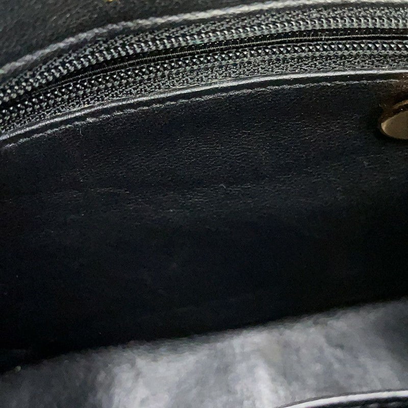 シャネル チェーンショルダーバッグ マトラッセ ココマーク キャビアスキン CHANEL 黒