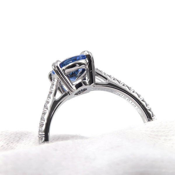 ハリーウィンストン リング オーバルシェイプ リング ダイヤ/サファイア 1.23ct Pt950プラチナ サイズ約7号 鑑別書付き RGSPOV010BRL