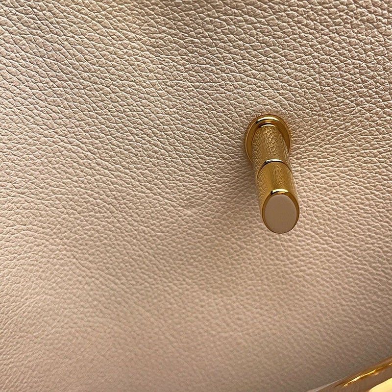 ルイヴィトン ショルダーバッグ グレインカーフレザー ロックミー ロック & ウォーク M24638 2way