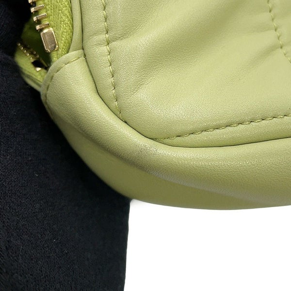 シャネル チェーンショルダーバッグ ココマーク マトラッセ ラムスキン AS2201 CHANEL