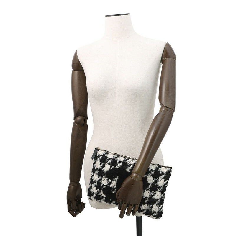 シャネル クラッチバッグ ココマーク ツイード 千鳥格子 CHANEL セカンドバッグ 黒 白