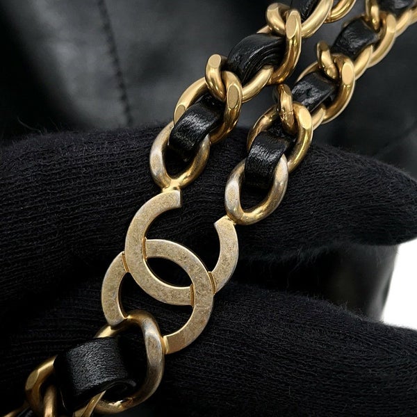 シャネル リュック シャネル22 スモール シャイニーカーフスキン AS3859 CHANEL バッグ 黒