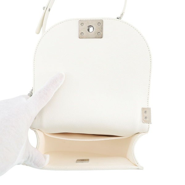 シャネル チェーンショルダーバッグ マトラッセ ココマーク ボーイシャネル スモール キャビアスキン AS3350 CHANEL 2way 白