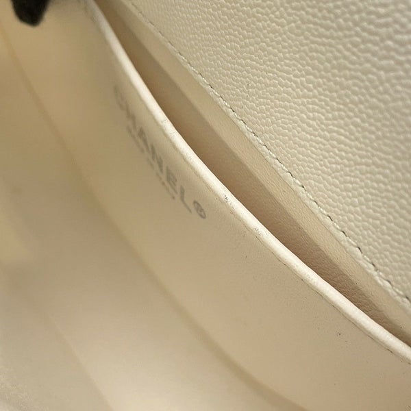 シャネル チェーンショルダーバッグ マトラッセ ココマーク ボーイシャネル スモール キャビアスキン AS3350 CHANEL 2way 白