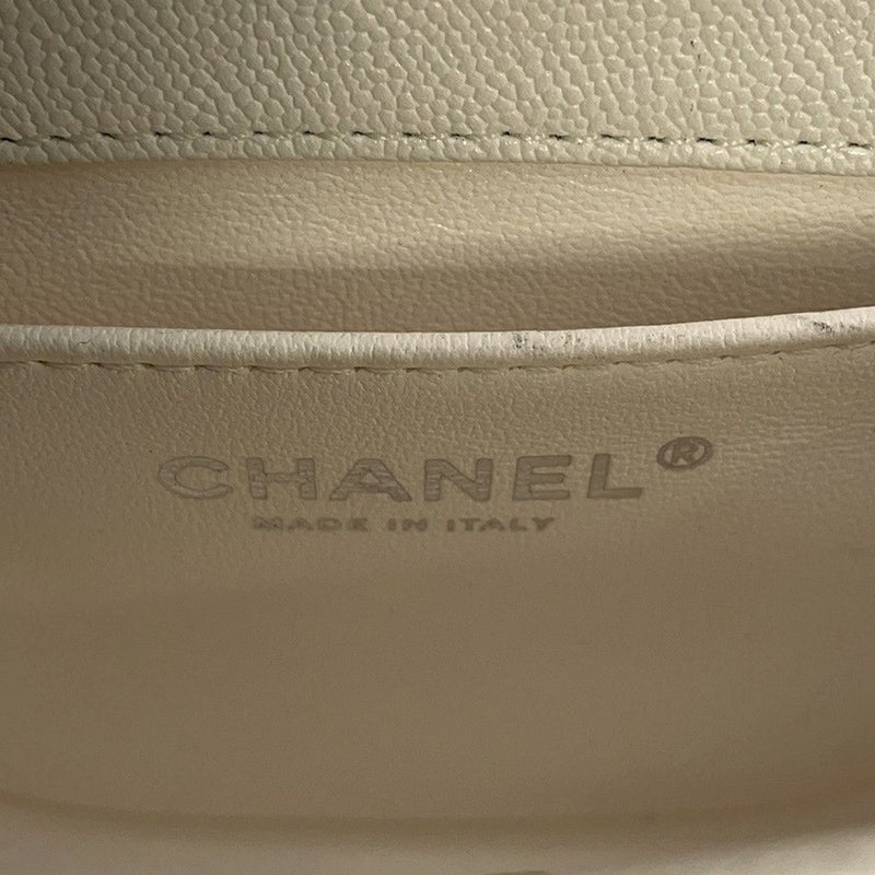 シャネル チェーンショルダーバッグ マトラッセ ココマーク ボーイシャネル スモール キャビアスキン AS3350 CHANEL 2way 白