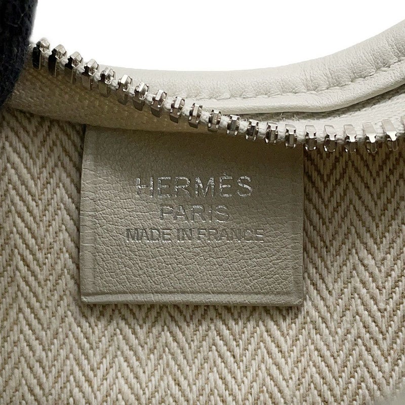エルメス ショルダーバッグ マサイ カット32 パールグレー/シルバー金具 スイフト □O刻印