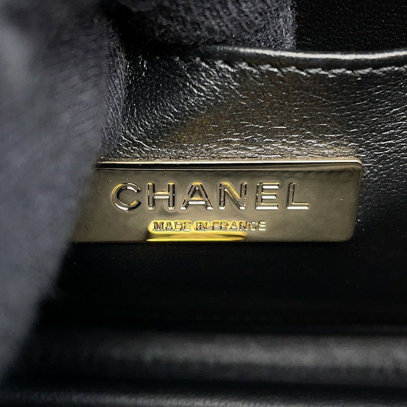 シャネル チェーンショルダーバッグ マトラッセ トランク バニティ ラムスキン AS3344 CHANEL 黒