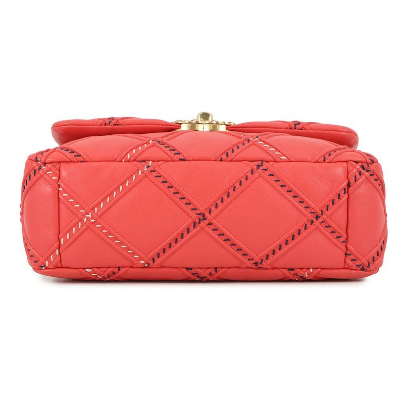 シャネル チェーンショルダーバッグ CHANEL19 マトラッセ ココマーク フラップ ステッチ ラムスキン AS1160 CHANEL