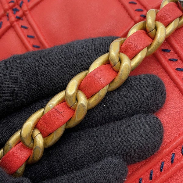 シャネル チェーンショルダーバッグ CHANEL19 マトラッセ ココマーク フラップ ステッチ ラムスキン AS1160 CHANEL