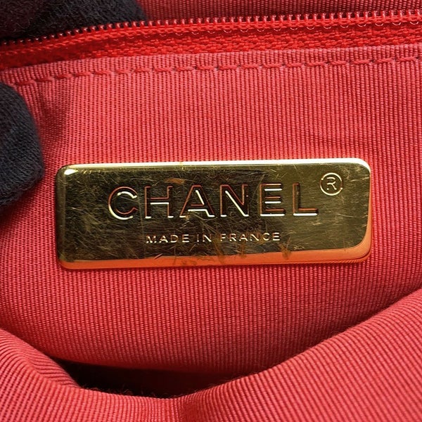 シャネル チェーンショルダーバッグ CHANEL19 マトラッセ ココマーク フラップ ステッチ ラムスキン AS1160 CHANEL