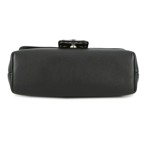 セリーヌ チェーンショルダーバッグ トリオンフ ヴィクトワール ミディアム カーフレザー 115853 CELINE 黒