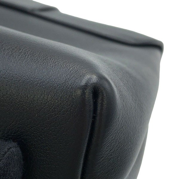 セリーヌ チェーンショルダーバッグ トリオンフ ヴィクトワール ミディアム カーフレザー 115853 CELINE 黒