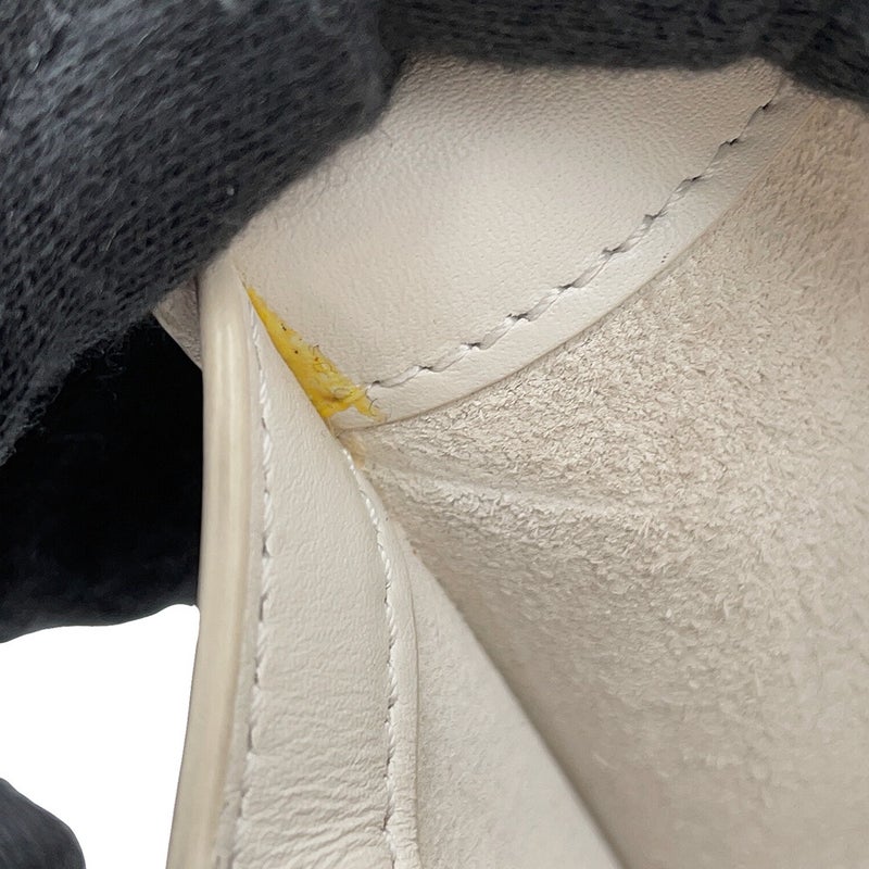 セリーヌ ショルダーバッグ キュイル トリオンフ レザー 198153 CELINE ワンショルダー 白