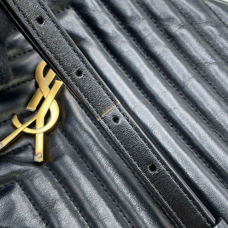 サンローランパリ ショルダーバッグ ルー カメラバッグ レザー 612544 SAINT LAURENT PARIS 黒 タッセル付き