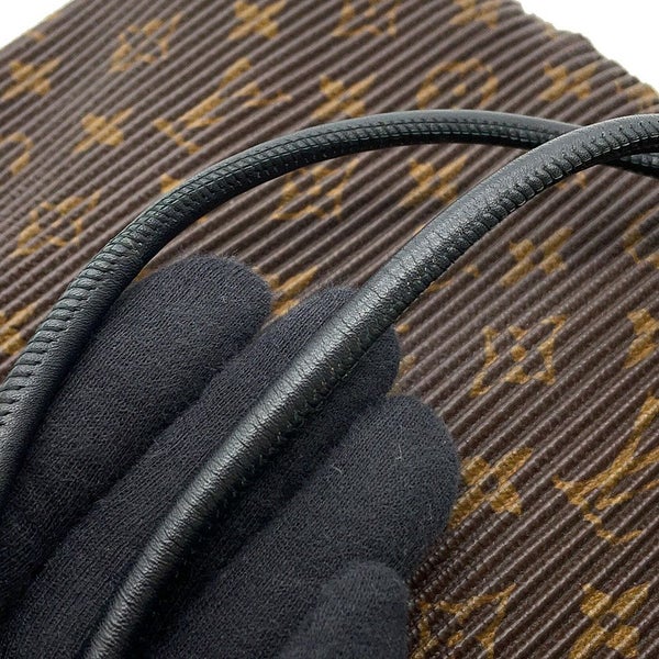 ルイヴィトン ショルダーバッグ モノグラム ポーチ・エクスプローラー M62232 LOUIS VUITTON