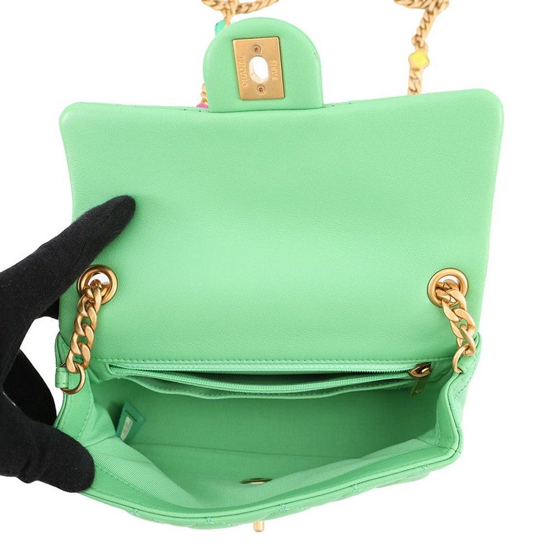 シャネル チェーンショルダーバッグ ミニ マトラッセ 20 ココマーク ラムスキン A69900 CHANEL