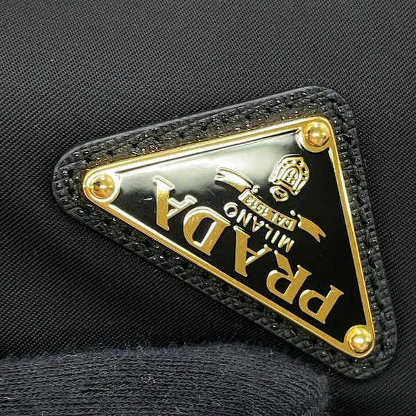 プラダ トートバッグ Re-Edition 1978 ミディアム ナイロン サフィアーノ 1BG555 PRADA 黒