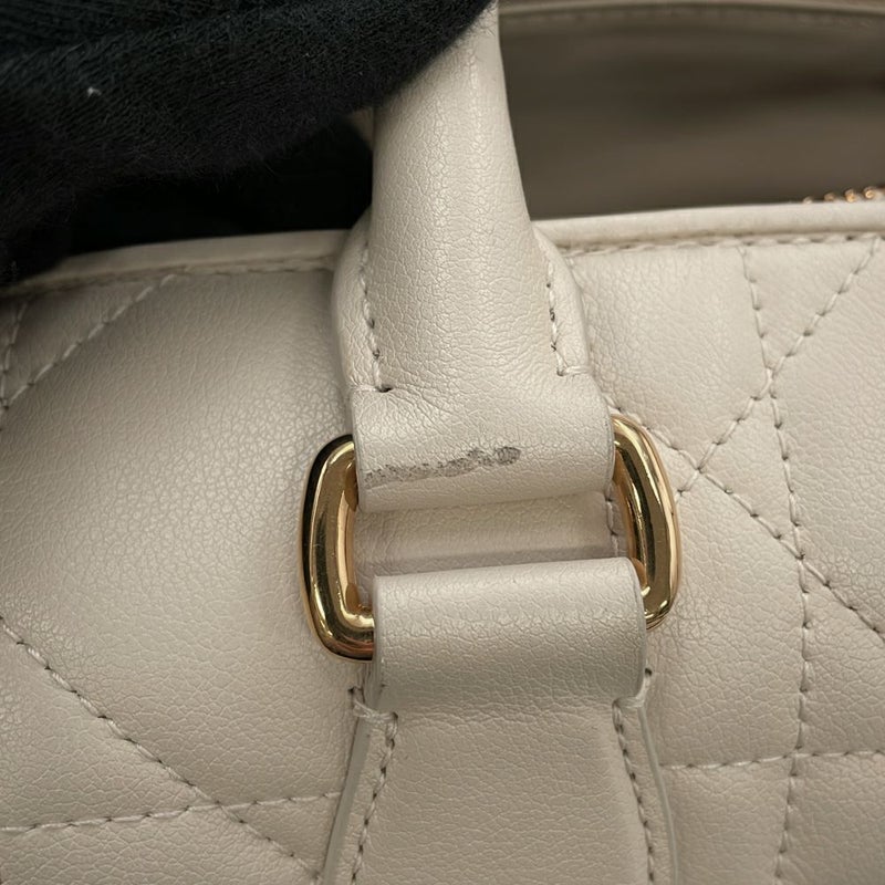 クリスチャン・ディオール ハンドバッグ マクロカナージュ グルーヴ 25 ミディアム カーフレザー M1365UBOL 2way